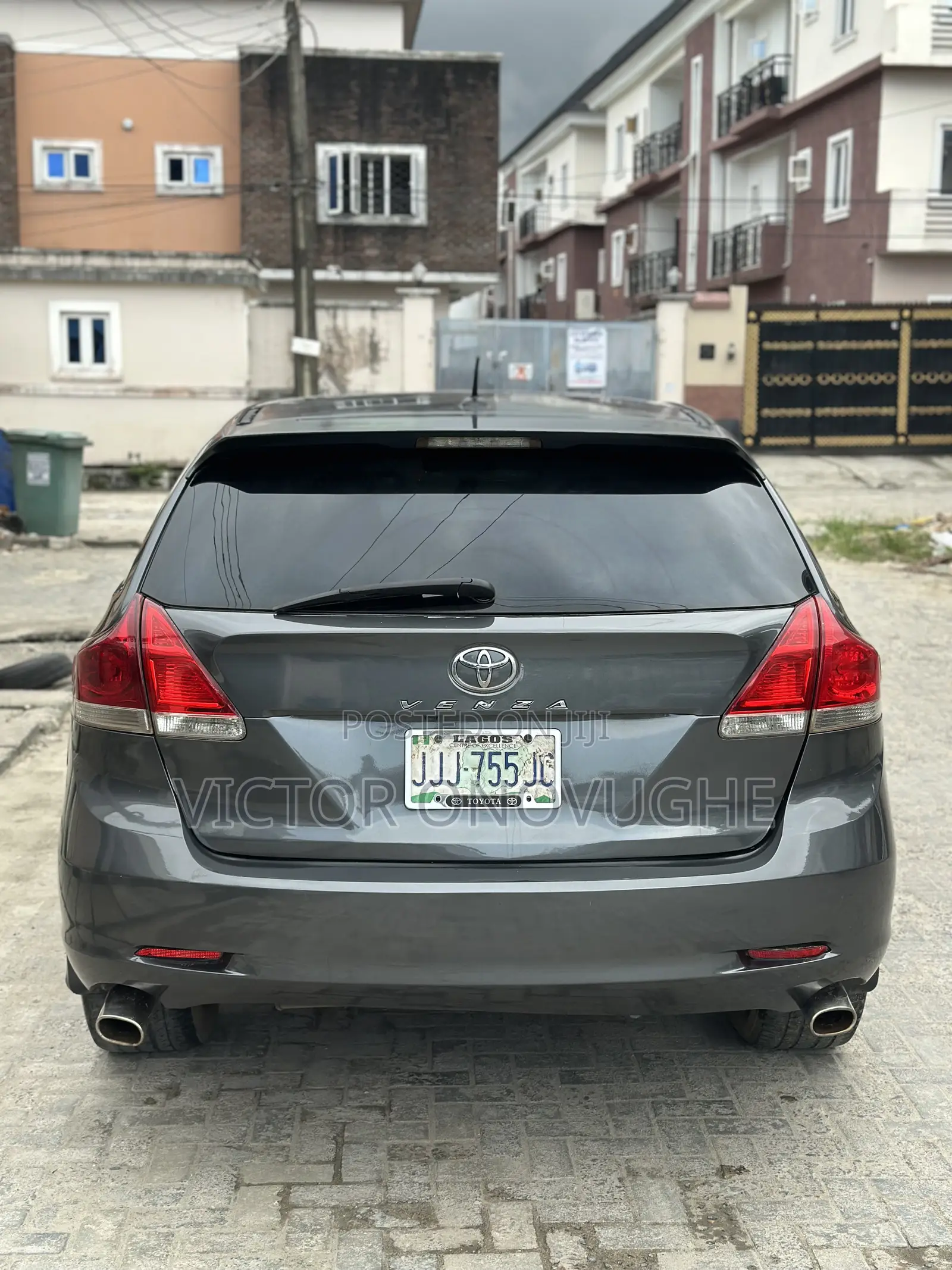 Toyota Venza Limited 2011 Gray