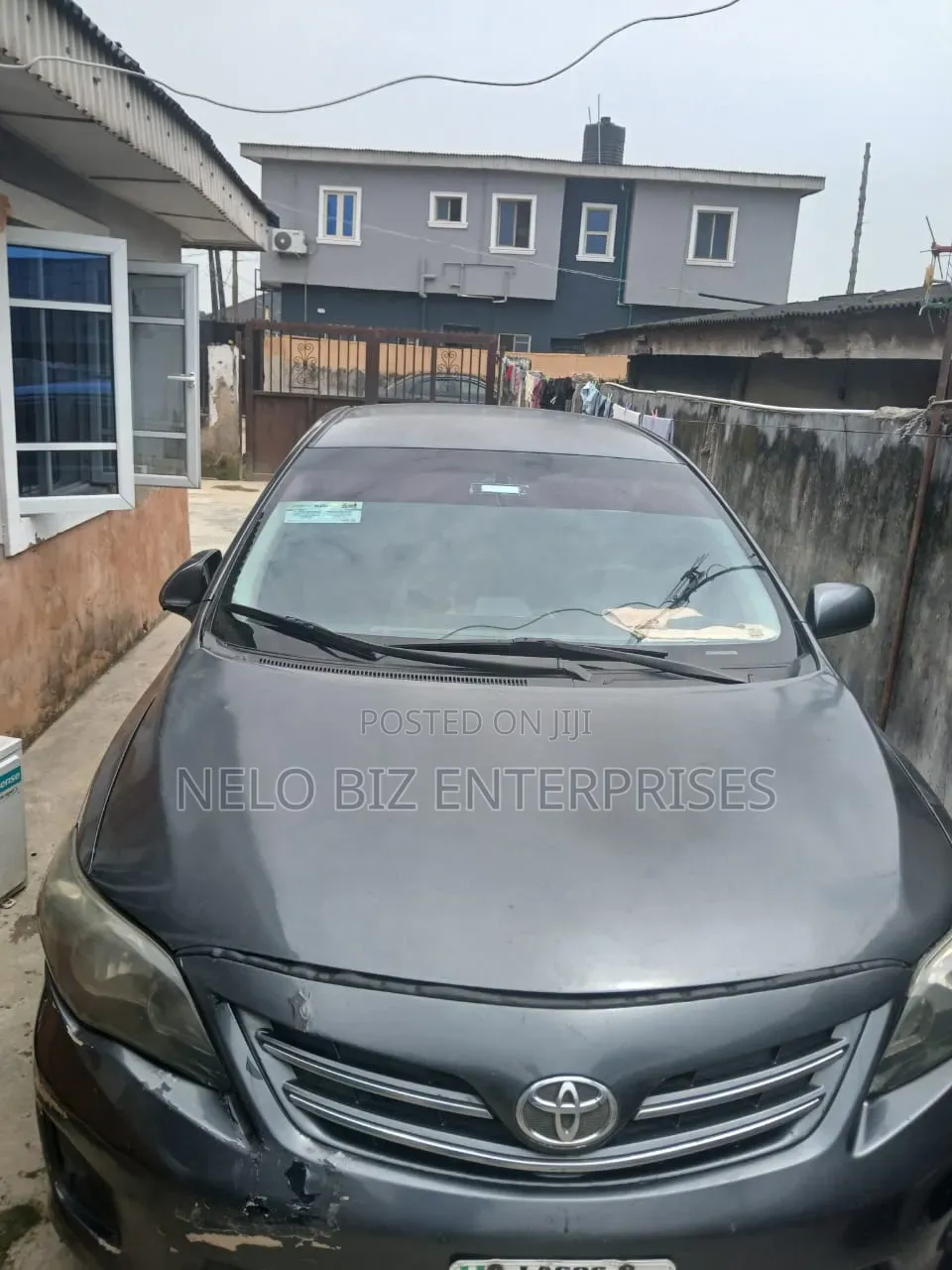 Toyota Corolla LE 4dr Sedan (1.8L 4cyl 4A) 2013 Gray