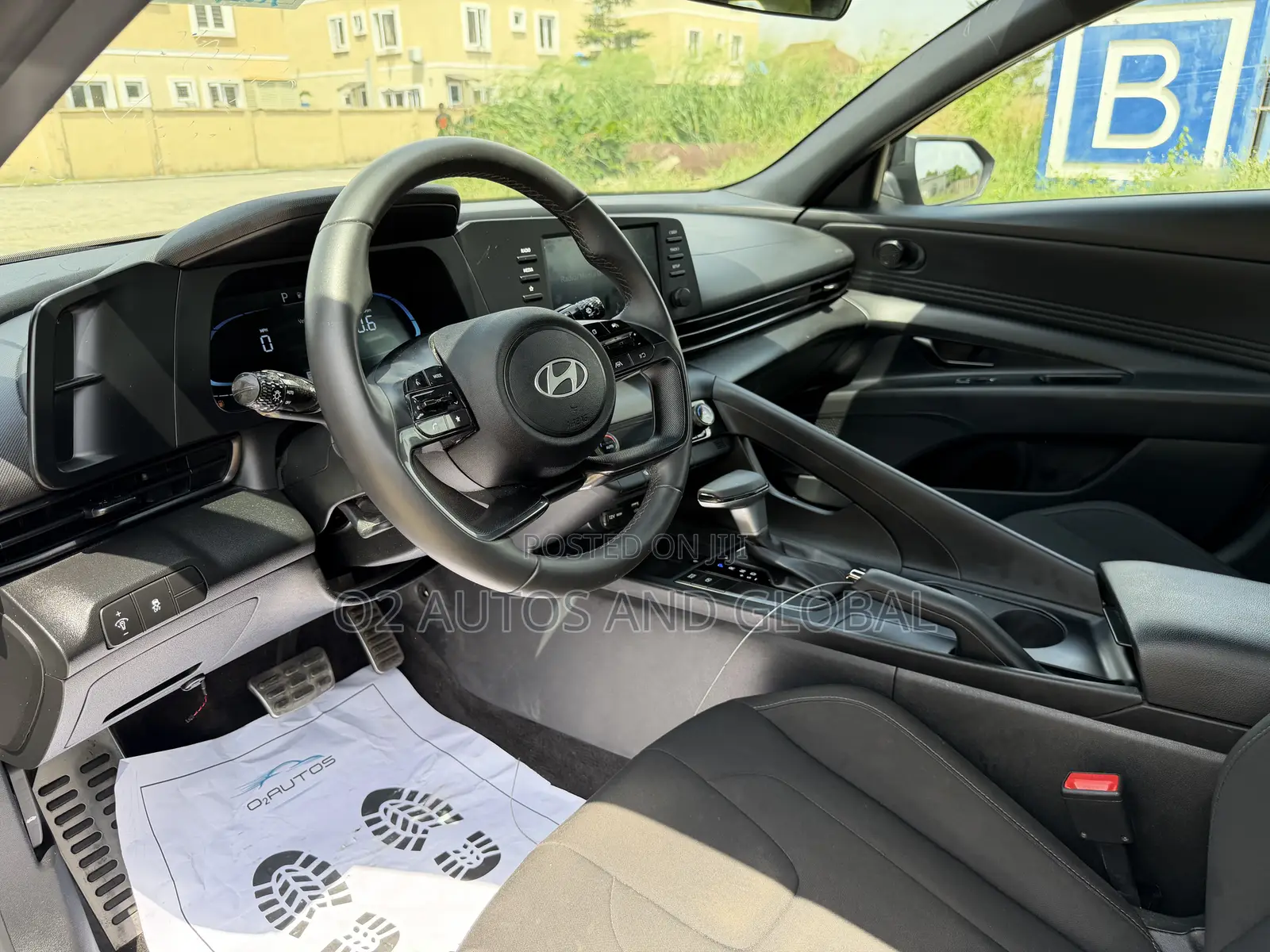 Hyundai Elantra SEL Sport IVT 2025 Gray