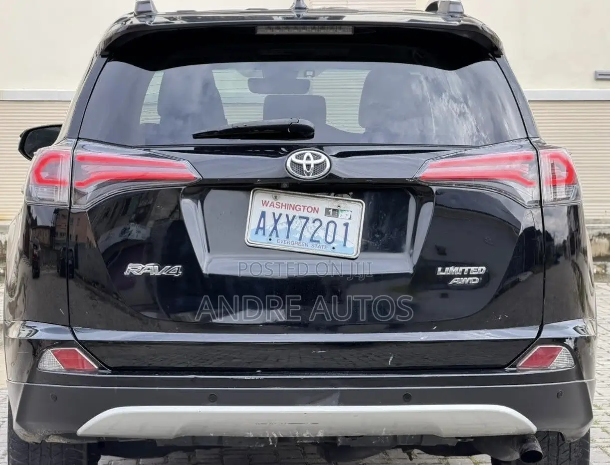 Toyota RAV4 Limited AWD (2.5L 4cyl 6A) 2016 Black