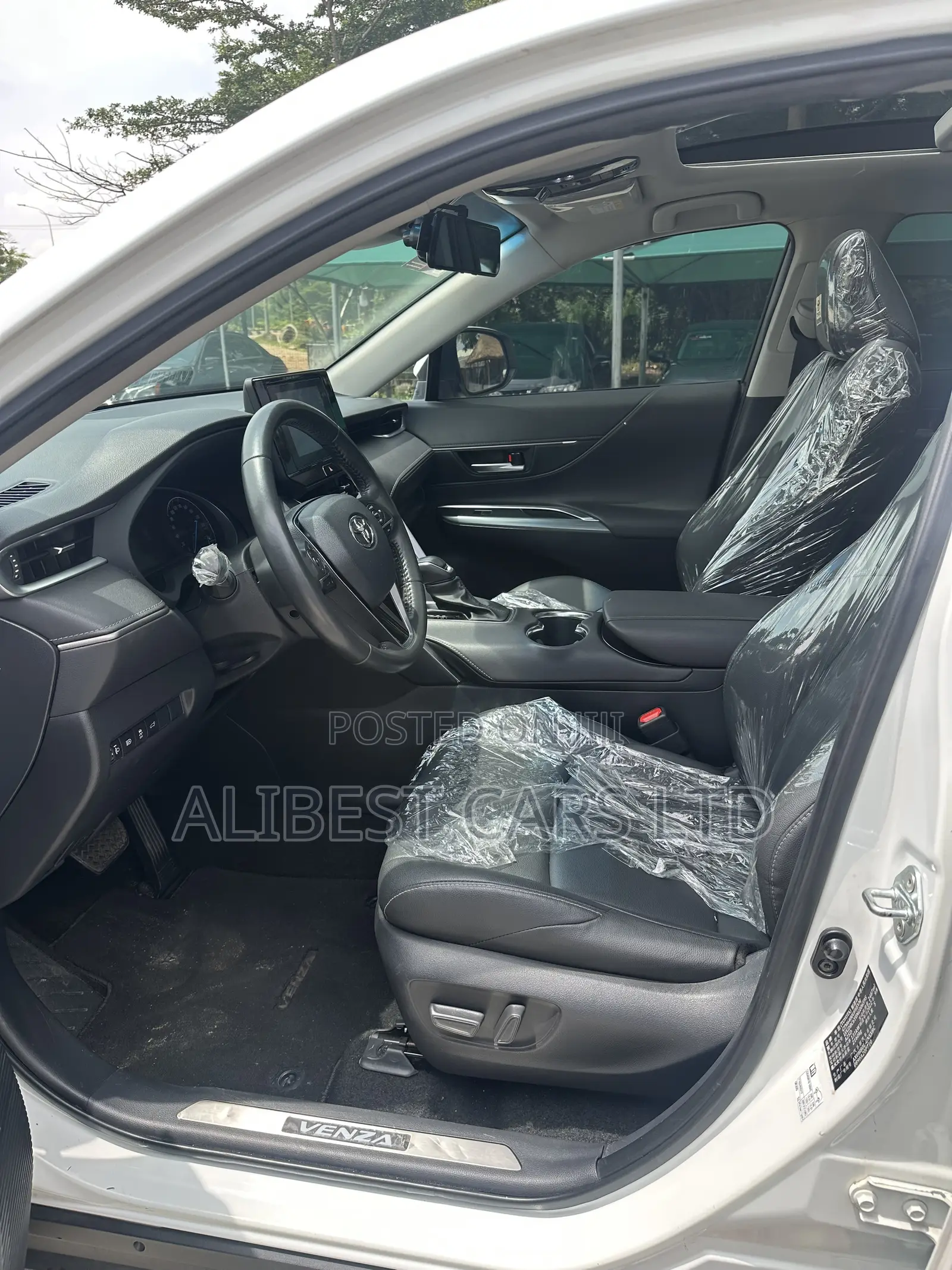 Toyota Venza 2022 White