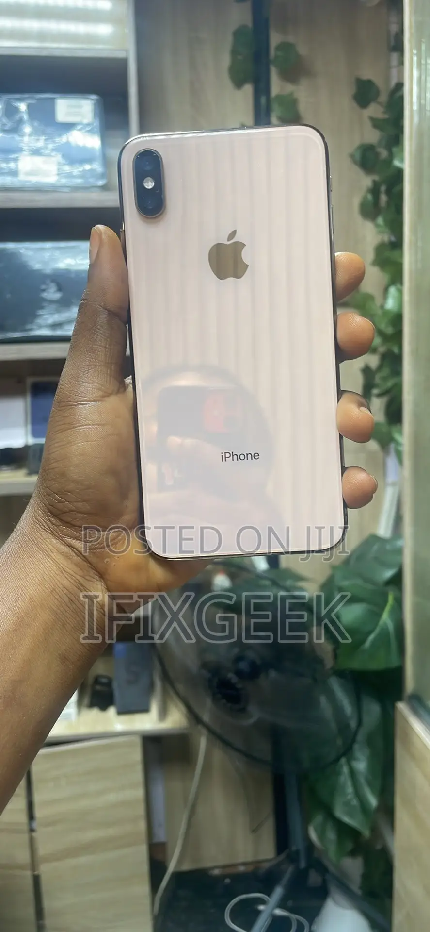 Apple iPhone XS Max 64 GB Gold