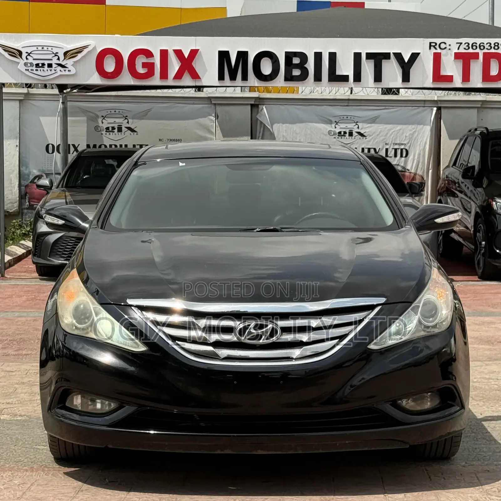 Hyundai Sonata Limited 2.0T Sedan (2.0L 4cyl 6A) 2011 Black