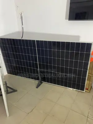 450 Watts Half Cut Solar Panel