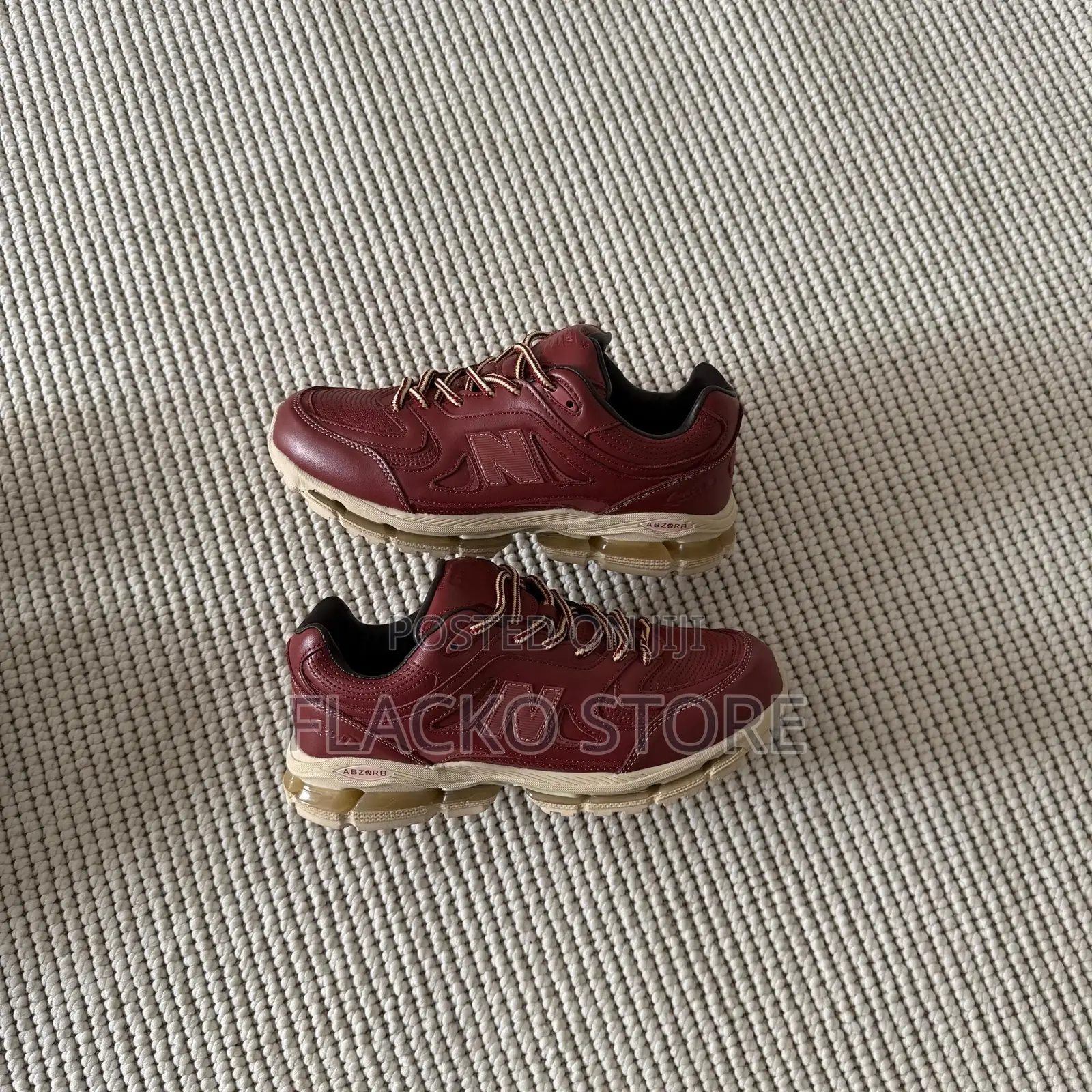 Exclusive Kith Ronnie Feig X New Balance 2011 Sneakers