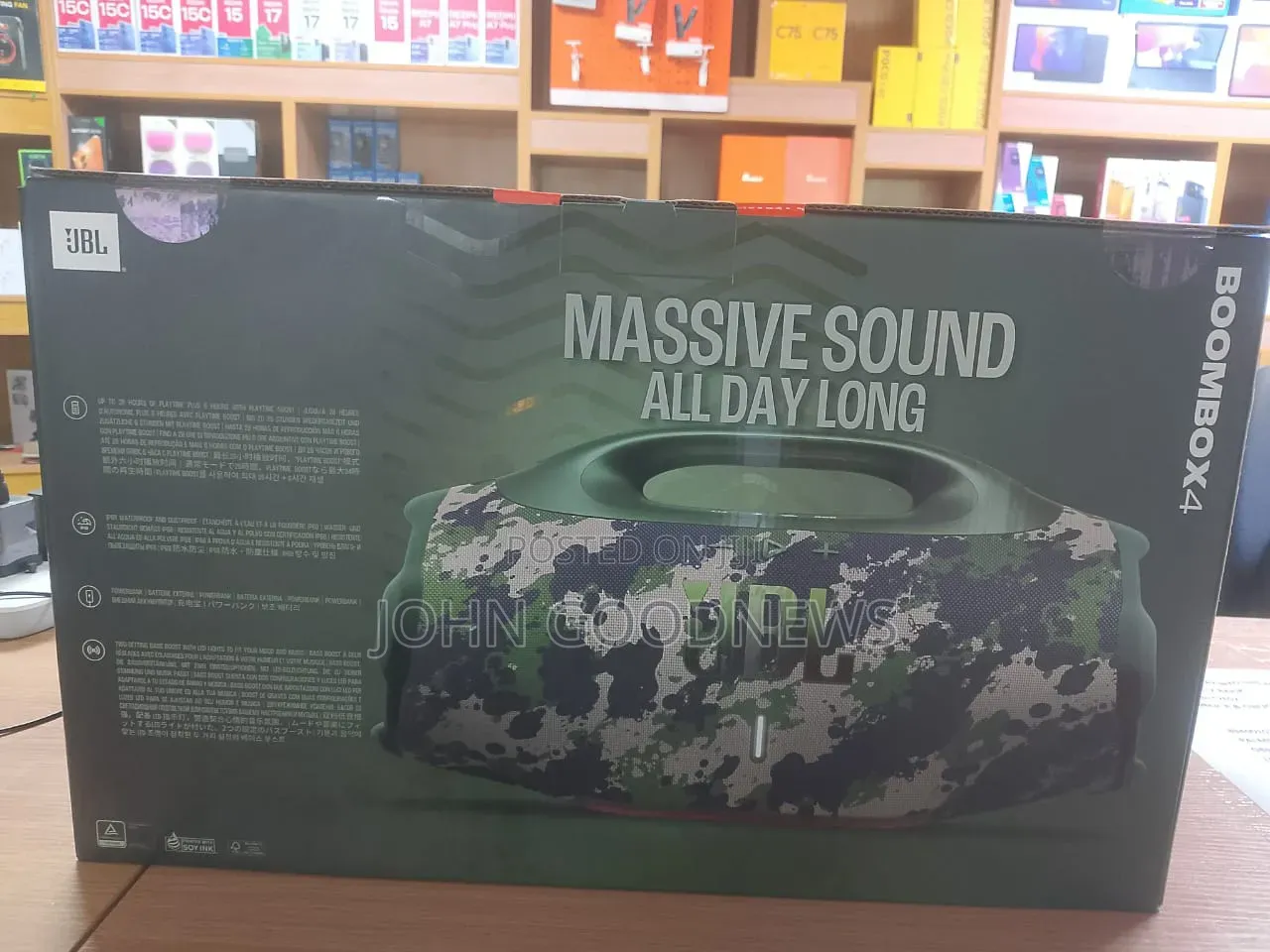 JBL BoomBox 4