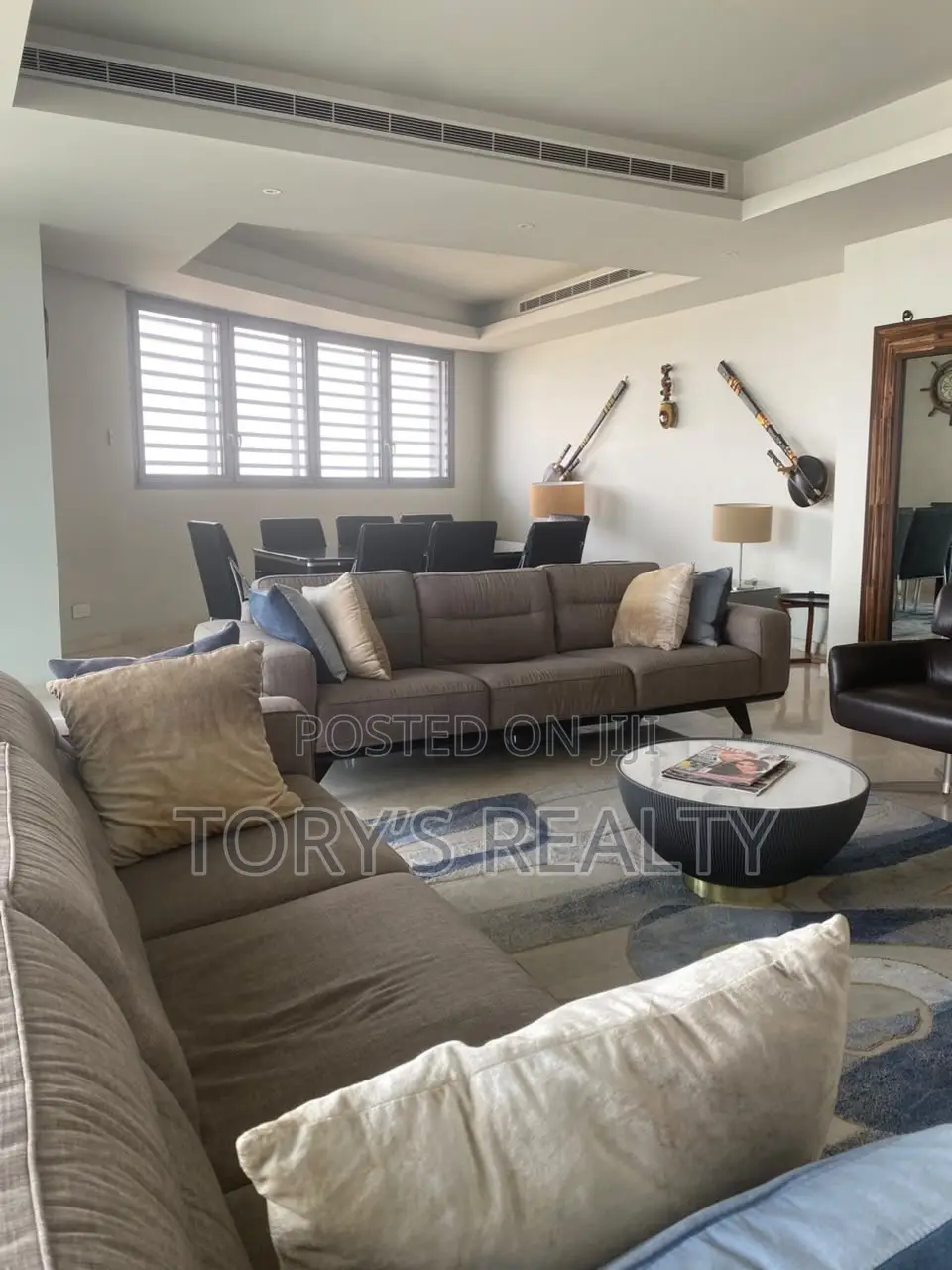 Furnished 4bdrm Apartment in Victoria Island Extension for sale