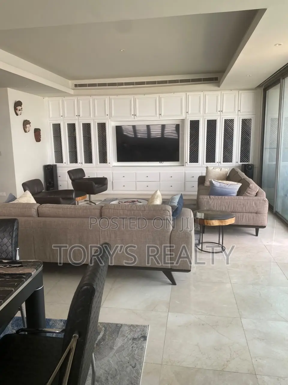 Furnished 4bdrm Apartment in Victoria Island Extension for sale