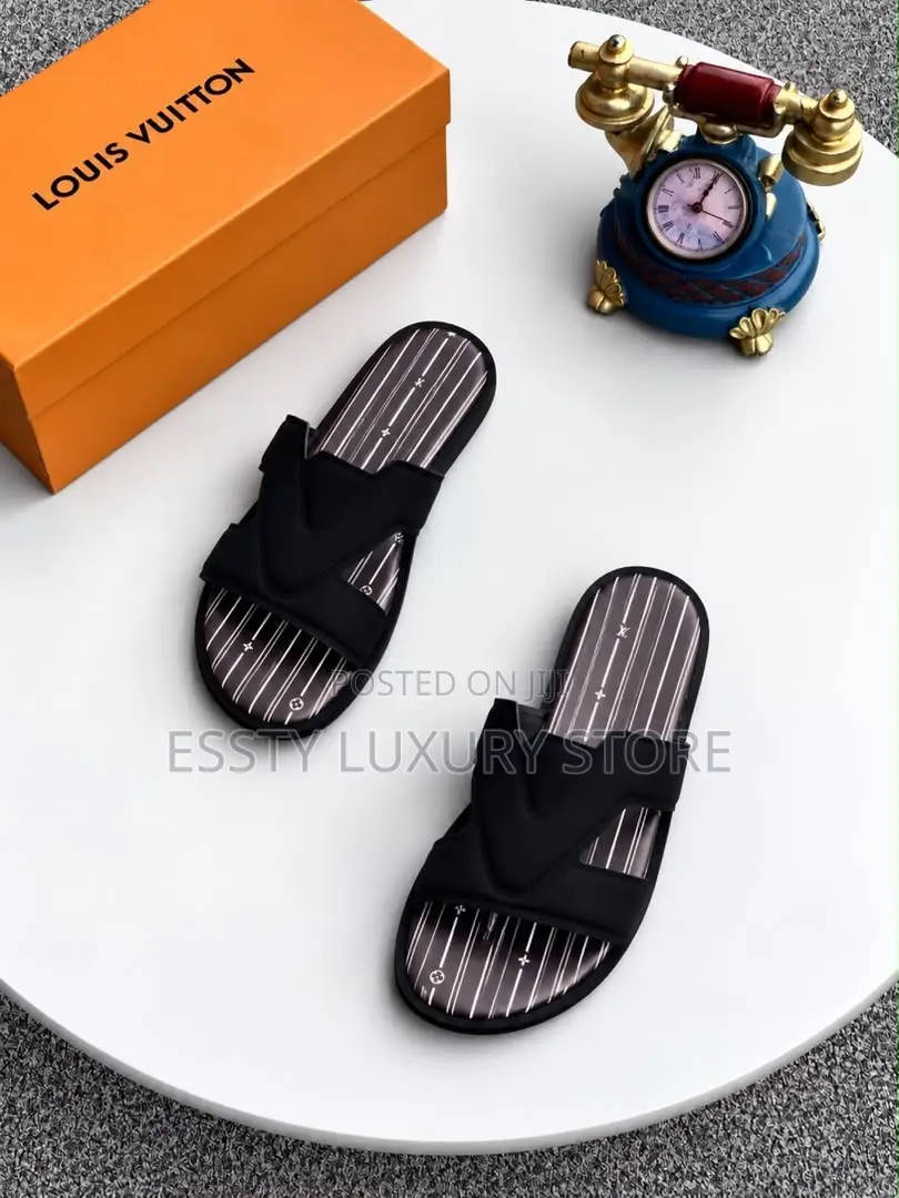 High Quality Luxury Louis Vuitton Oasis Mules