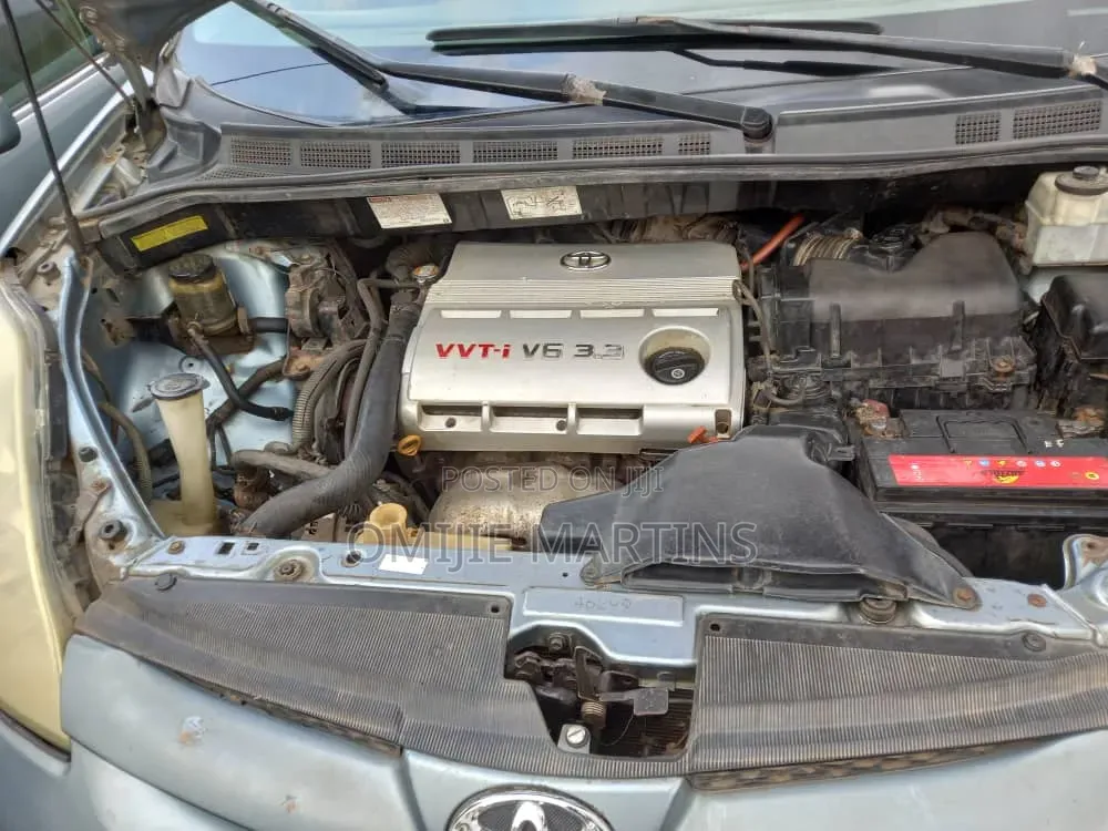 Toyota Sienna 2005 Blue