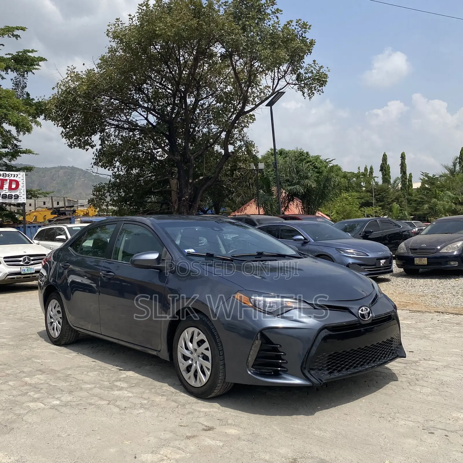 Toyota Corolla 2019 Blue