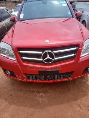 Mercedes-Benz GLK-Class 2010 Red