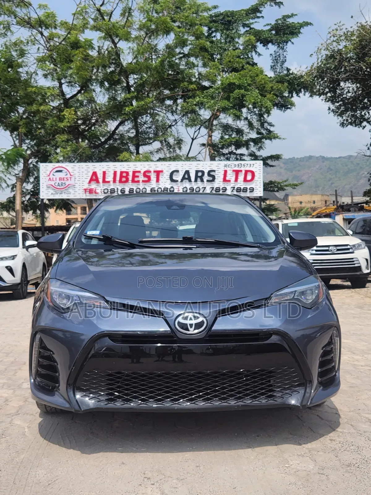 Toyota Corolla LE (1.8L 4cyl 2A) 2019 Blue