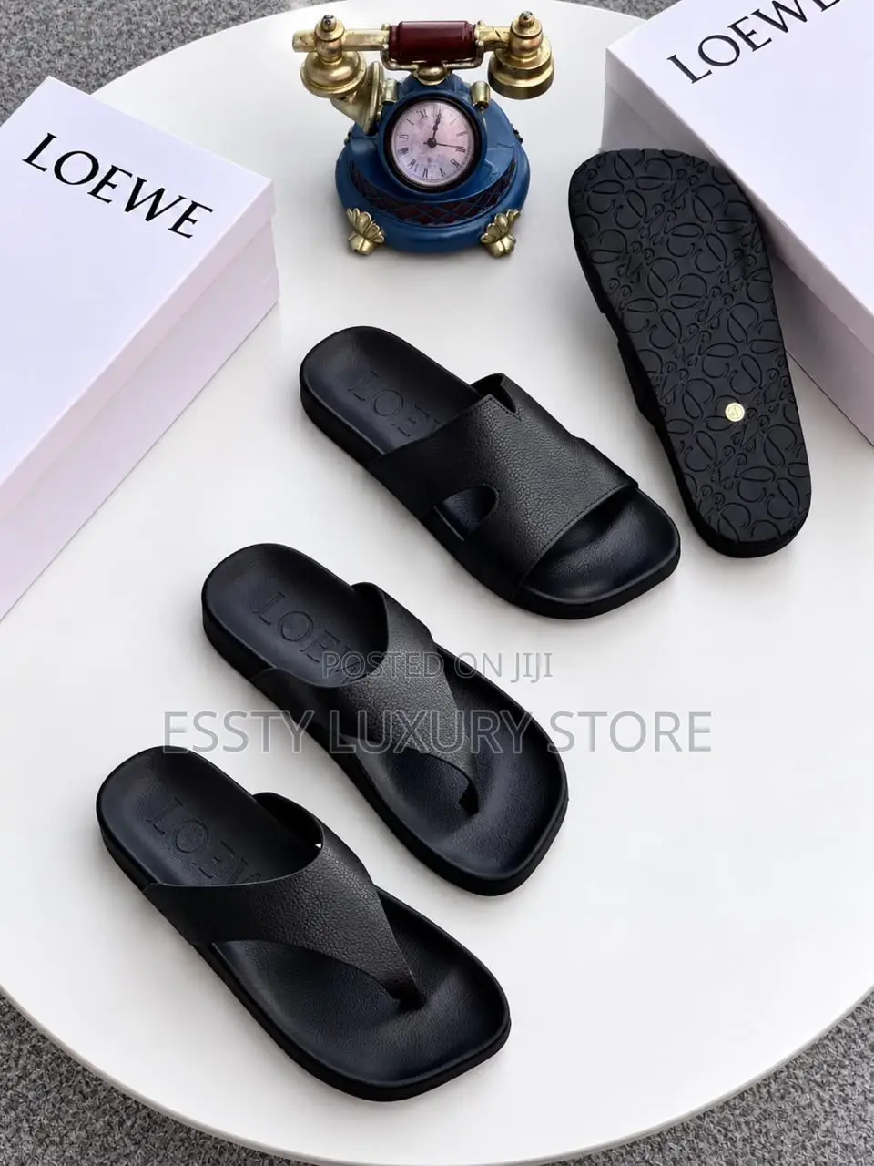 High Quality Luxury Loewe Anagram Cutout X Flip-Flop !!