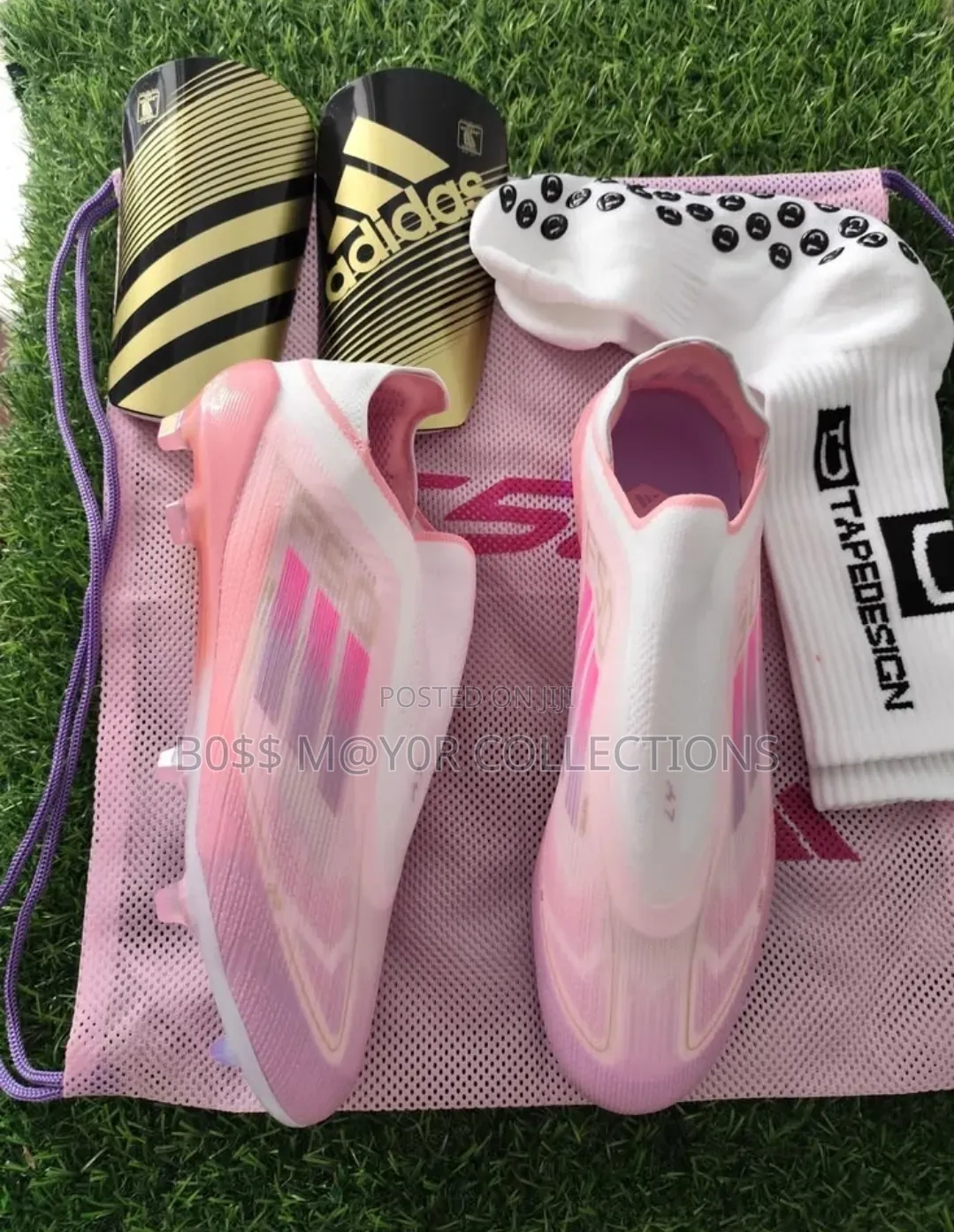 Adidas F50 Hyperfast Elite / Pro Laceless Firm Ground Football Boots