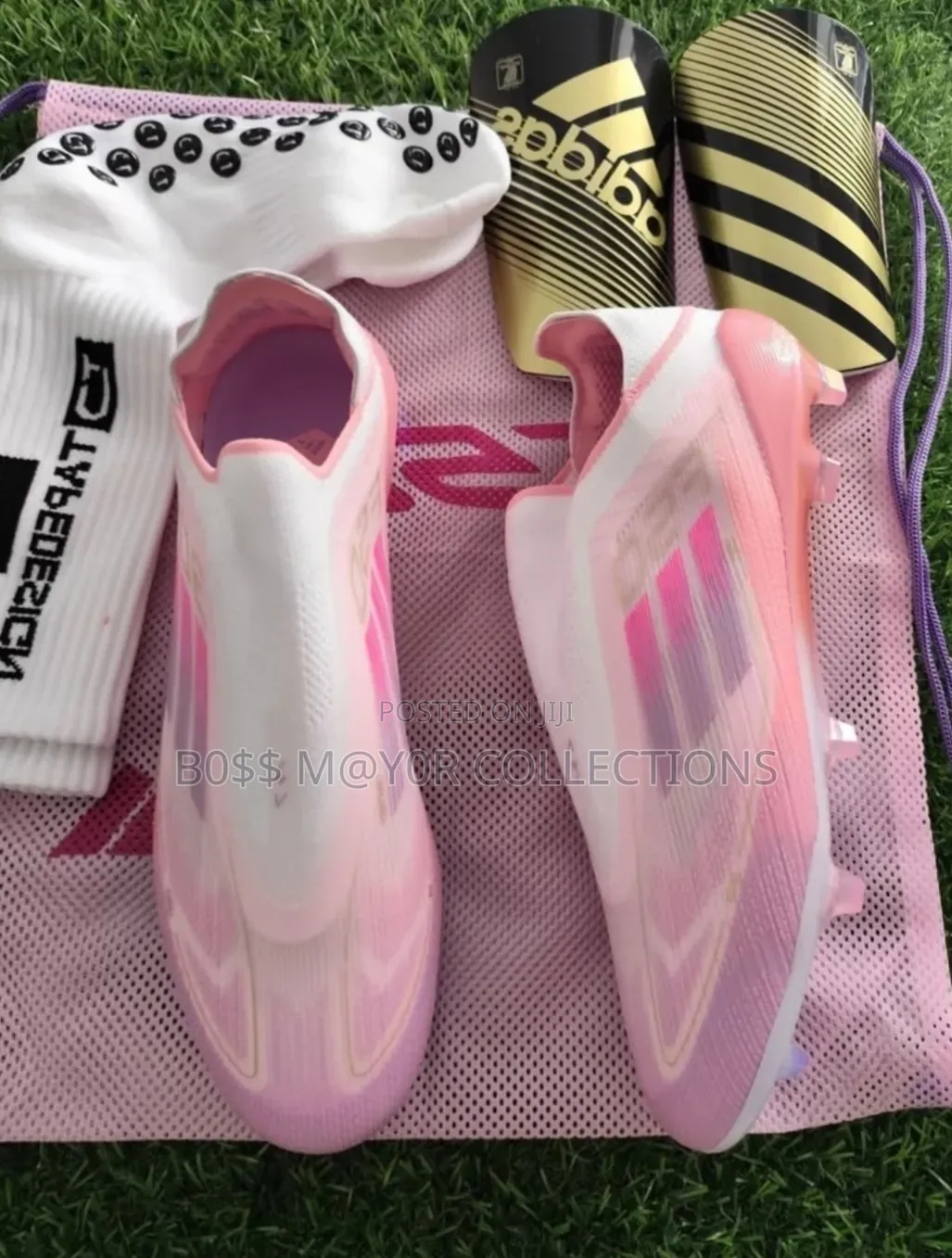 Adidas F50 Hyperfast Elite / Pro Laceless Firm Ground Football Boots
