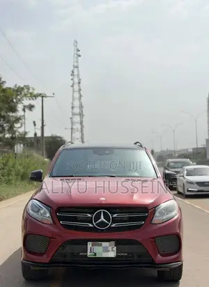 Mercedes-Benz GLE-Class 2016 Red