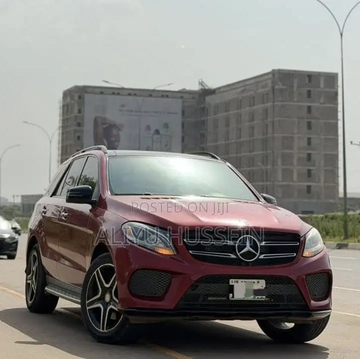 Mercedes-Benz GLE-Class 2016 Red