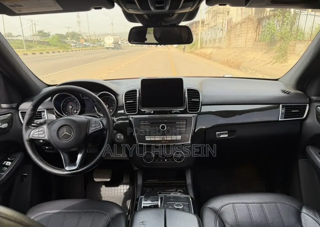 Mercedes-Benz GLE-Class 2016 Red