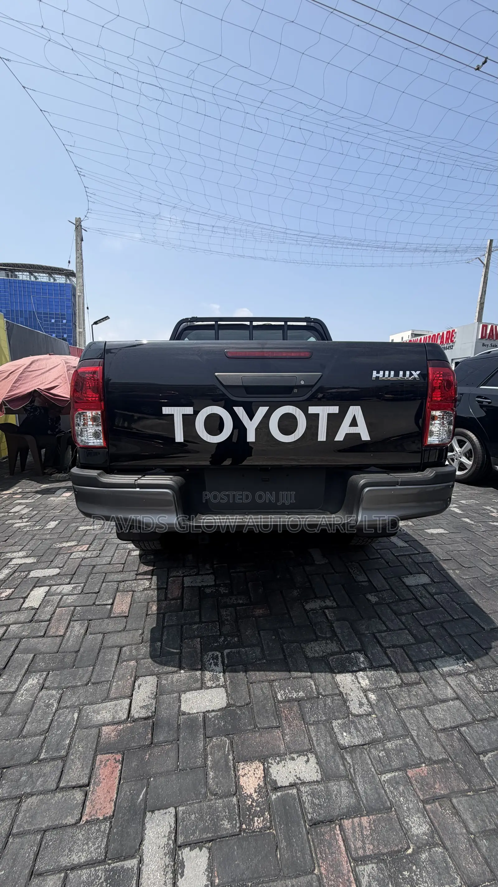 New Toyota Hilux SR5+ 2026 Black