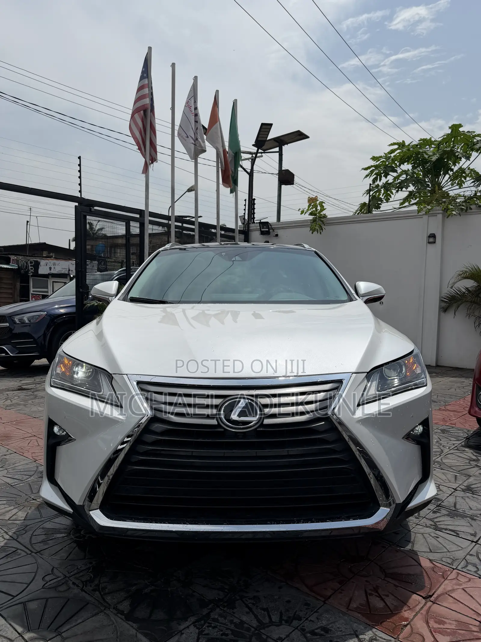 Lexus RX 350 FWD 2017 White