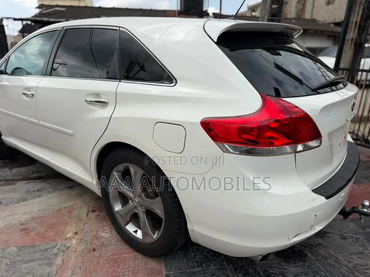 Toyota Venza 2010 White