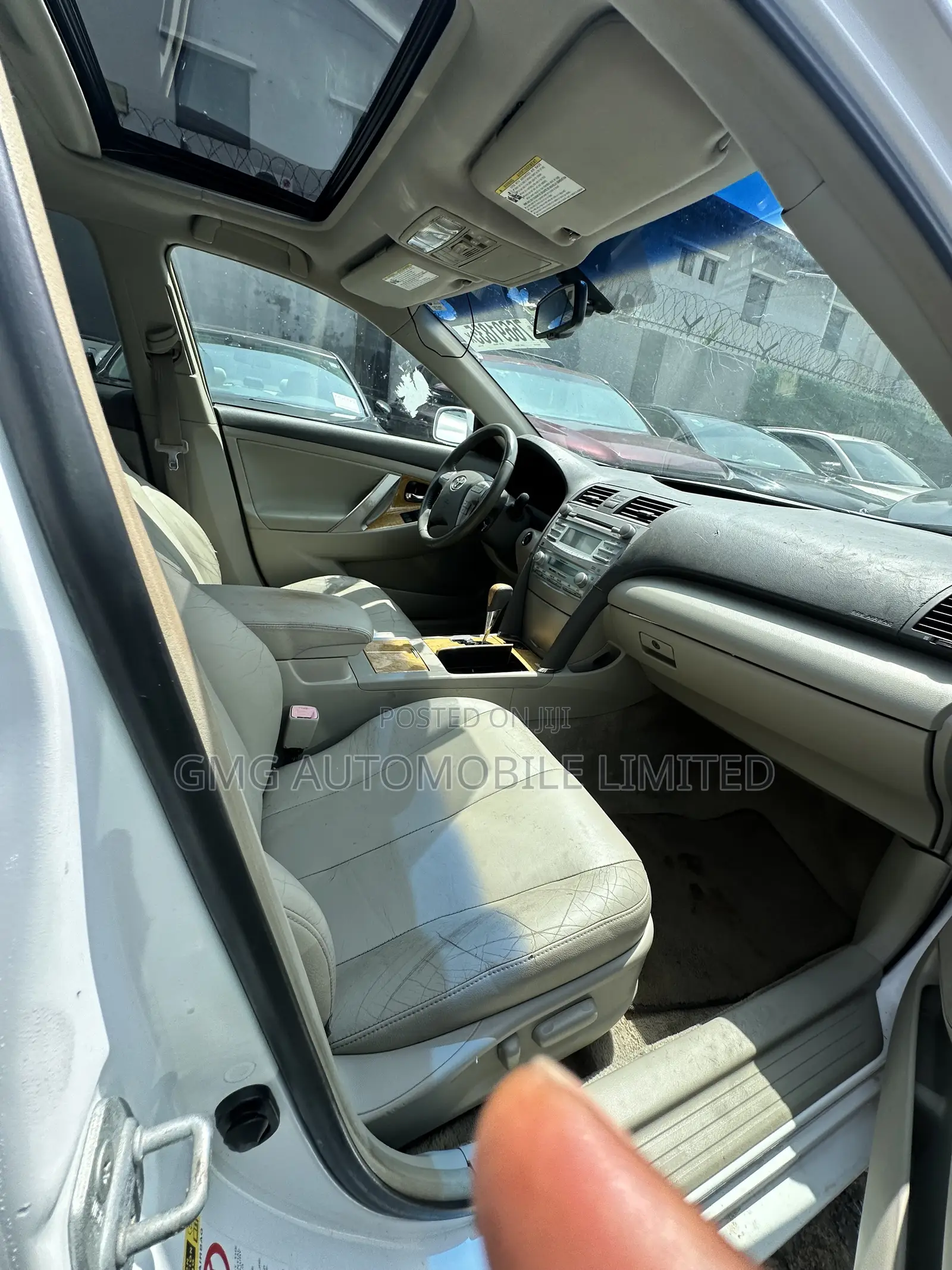 Toyota Camry 3.5 XLE 2008 White