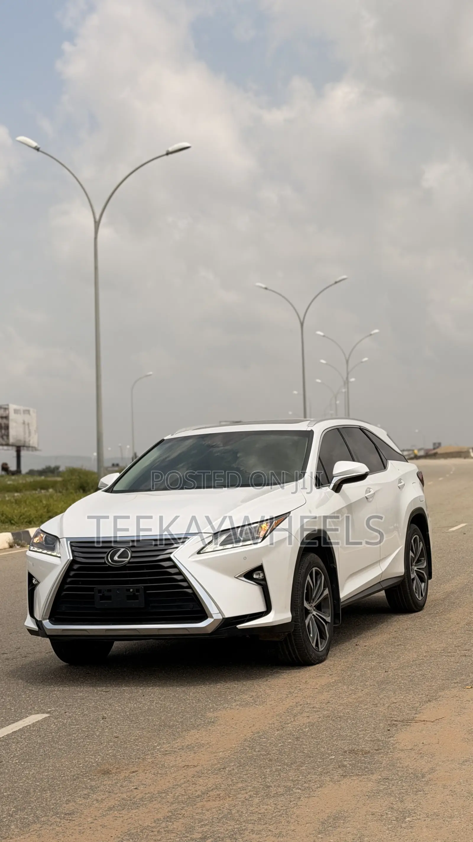 Lexus RX 350L Luxury FWD 2018 White