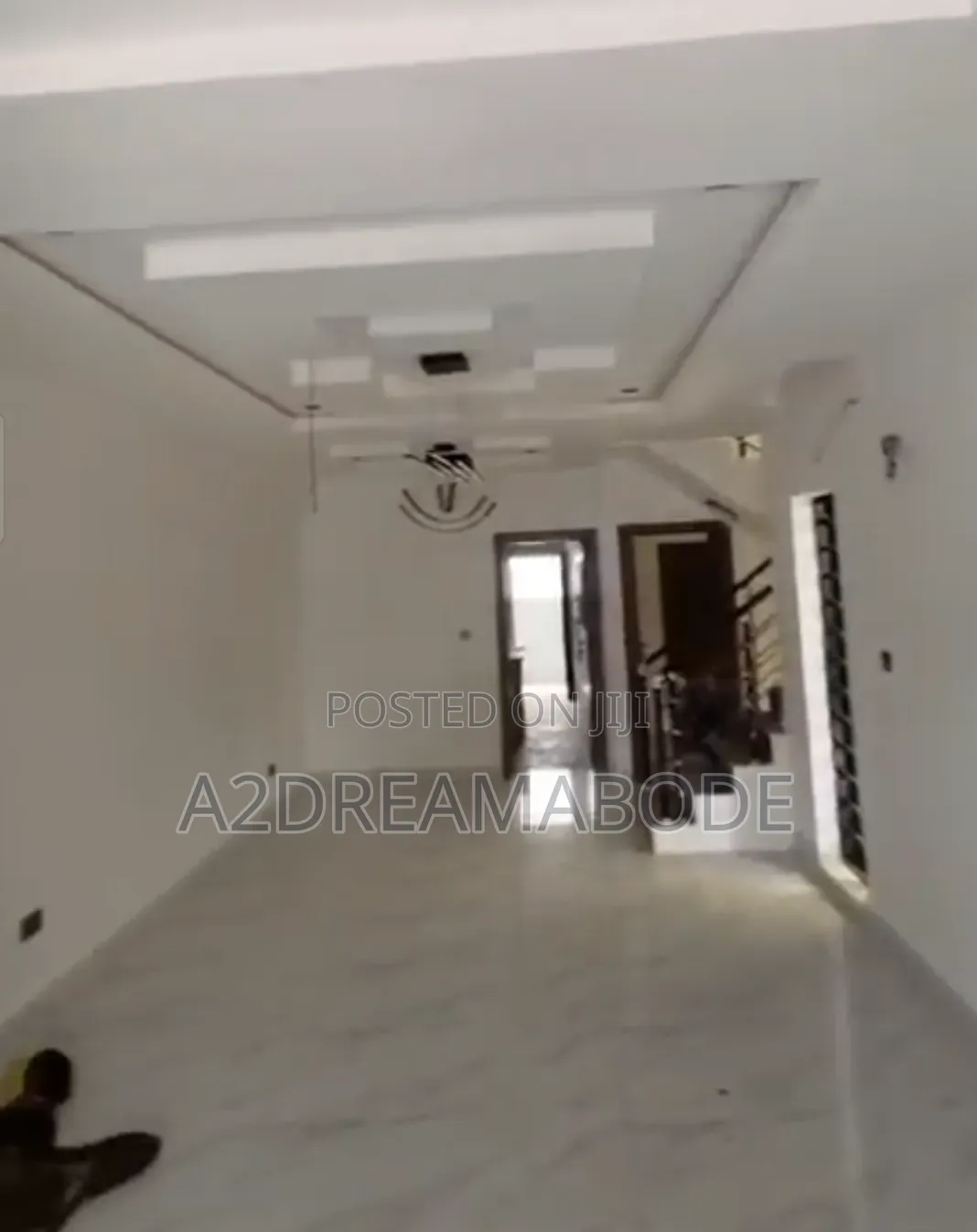 4bdrm Duplex in Ogba for sale