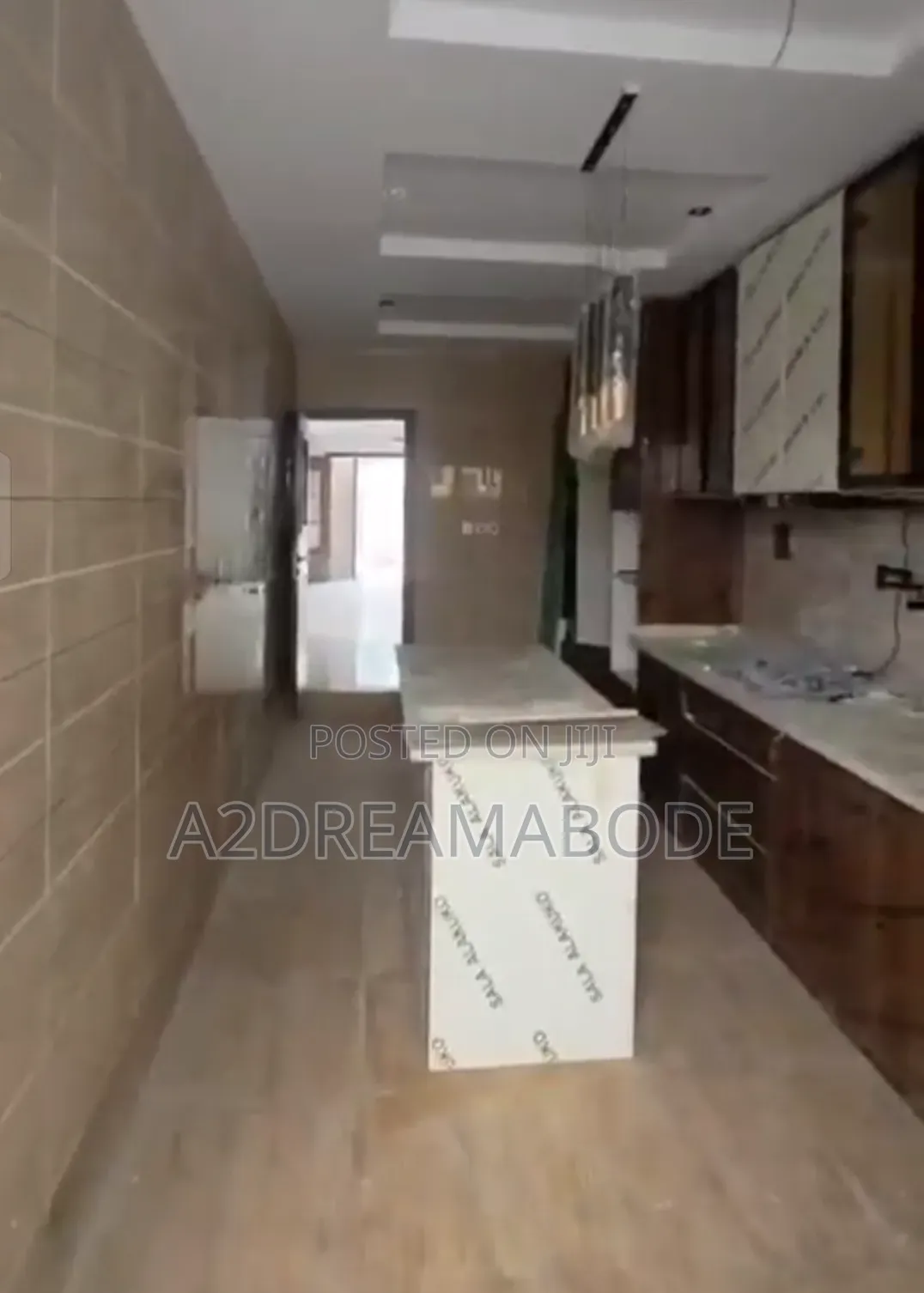 4bdrm Duplex in Ogba for sale