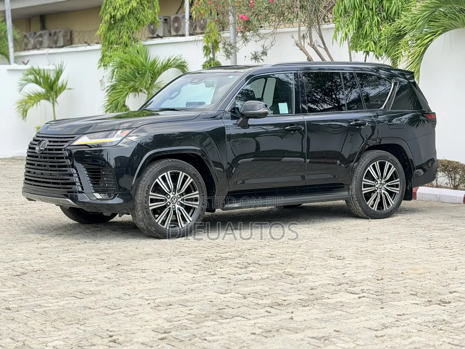 New Lexus LX 700h Luxury 2026 Black