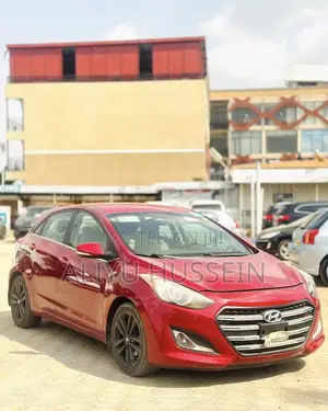 Hyundai Elantra 2016 Red