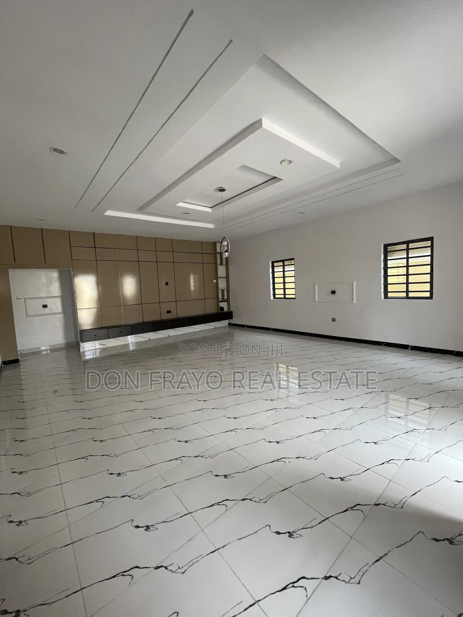 3bdrm Bungalow in Elebu Estate, Akala Express for sale