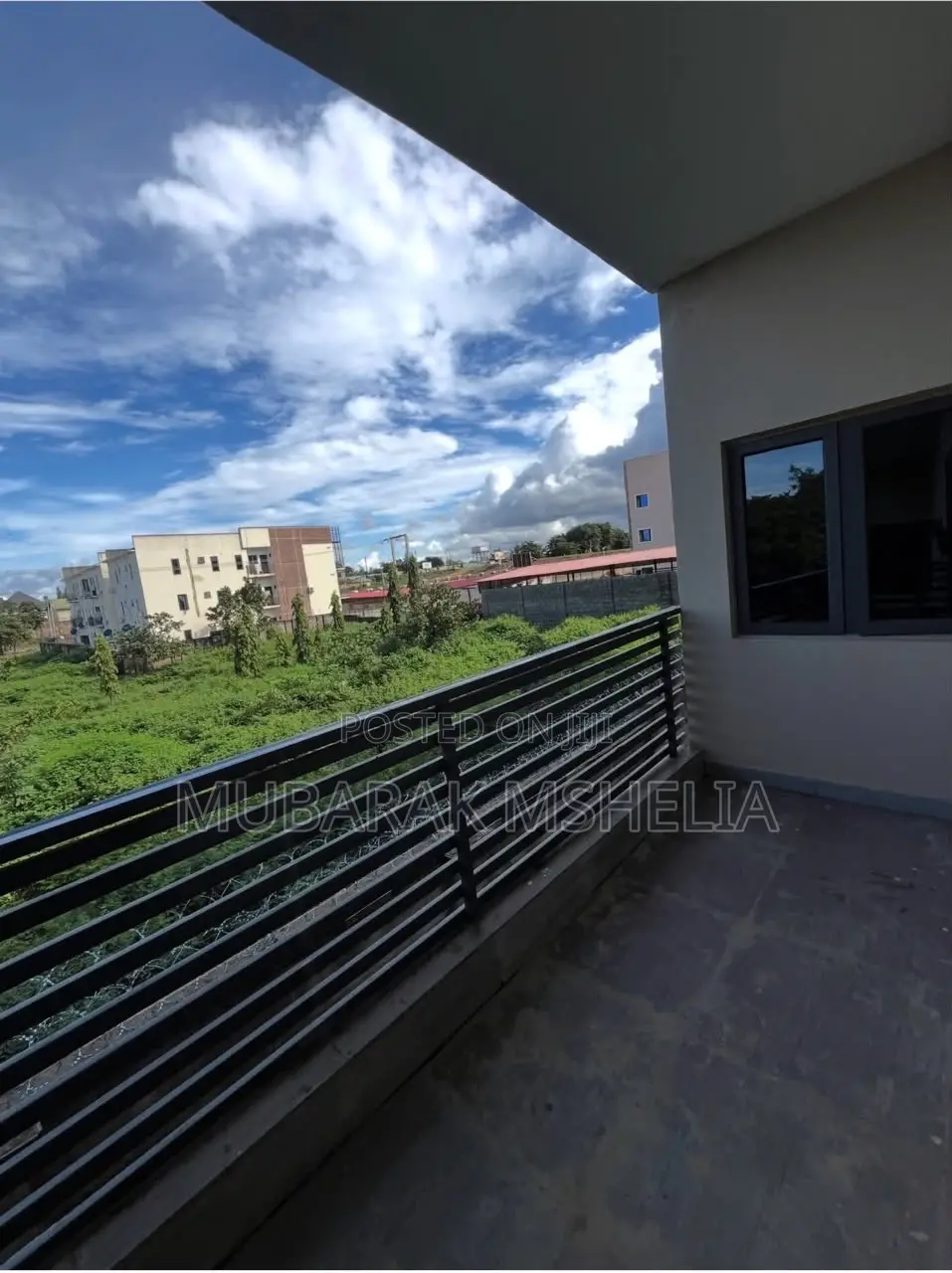 3bdrm Block of Flats in Kaura for sale