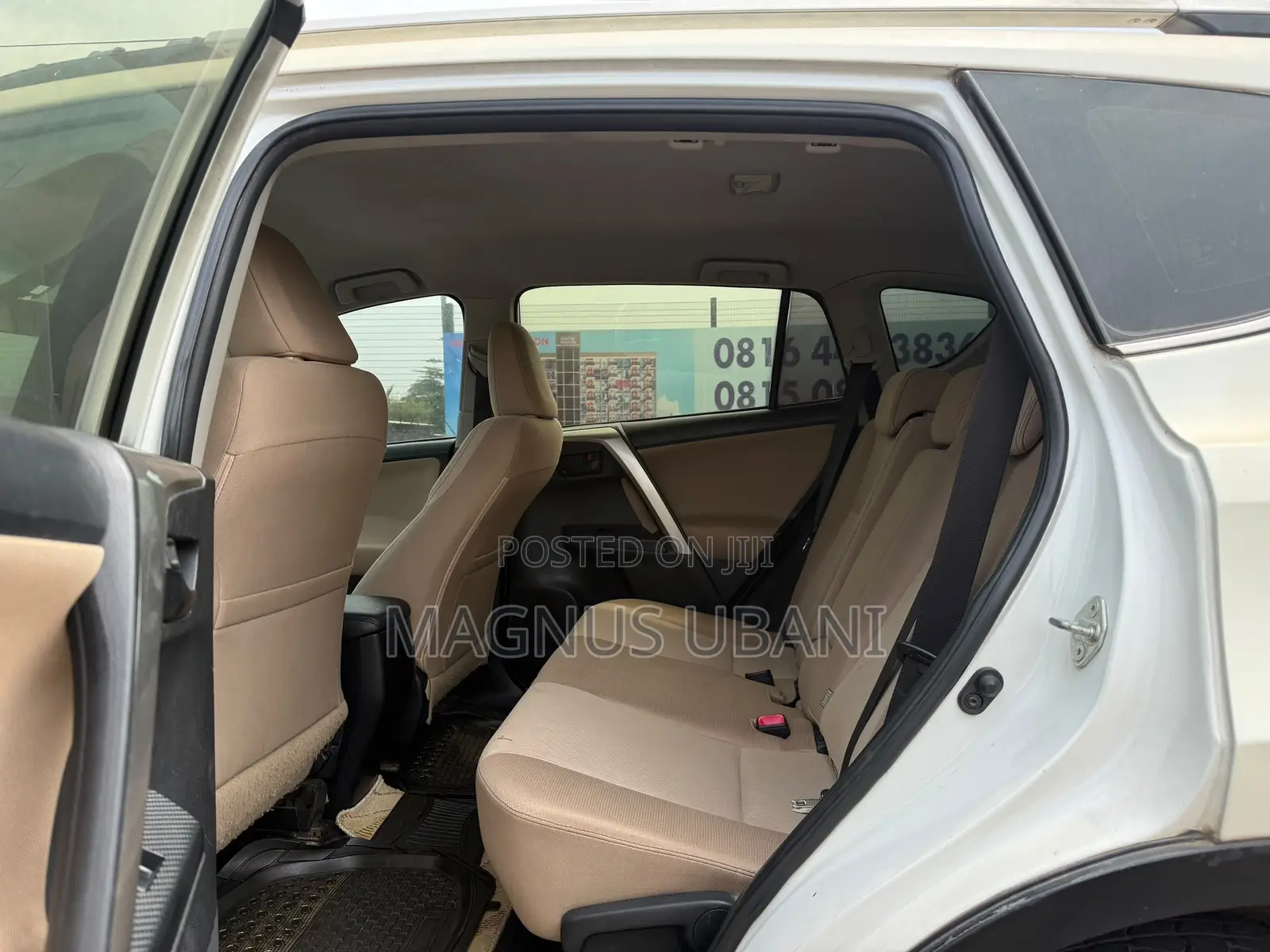 Toyota RAV4 XLE 4dr SUV (2.5L 4cyl 6A) 2014 White
