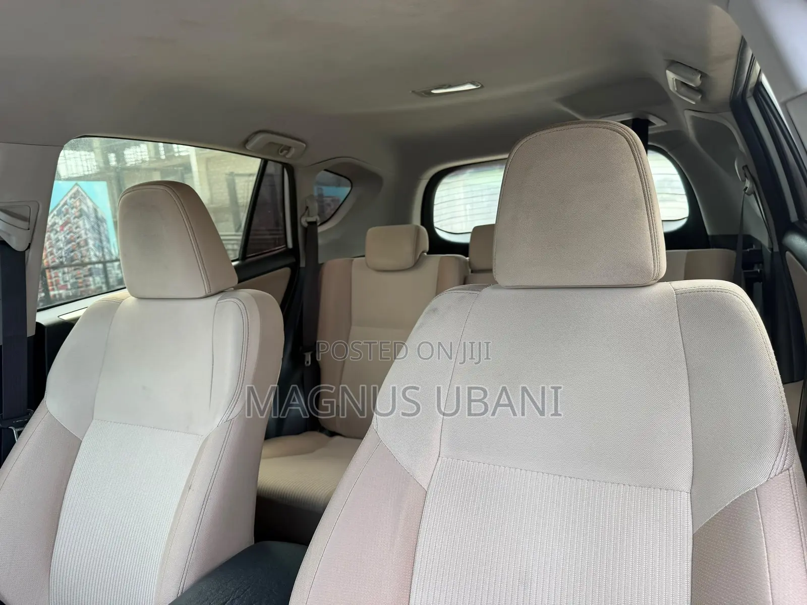 Toyota RAV4 XLE 4dr SUV (2.5L 4cyl 6A) 2014 White