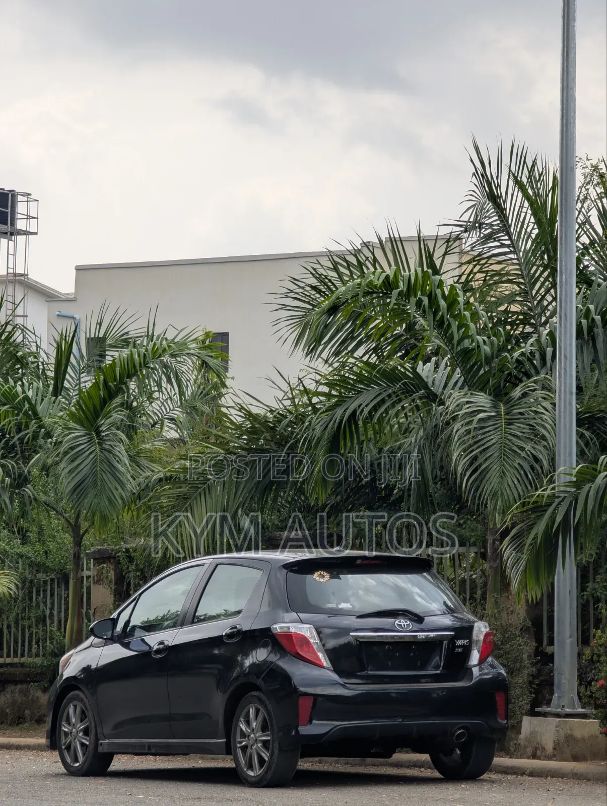 Toyota Yaris SE Hatchback 5dr 2012 Black