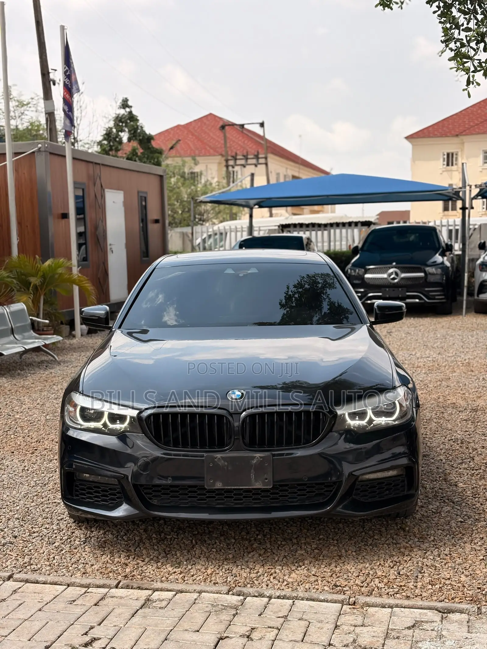 BMW 530i 2019 Black