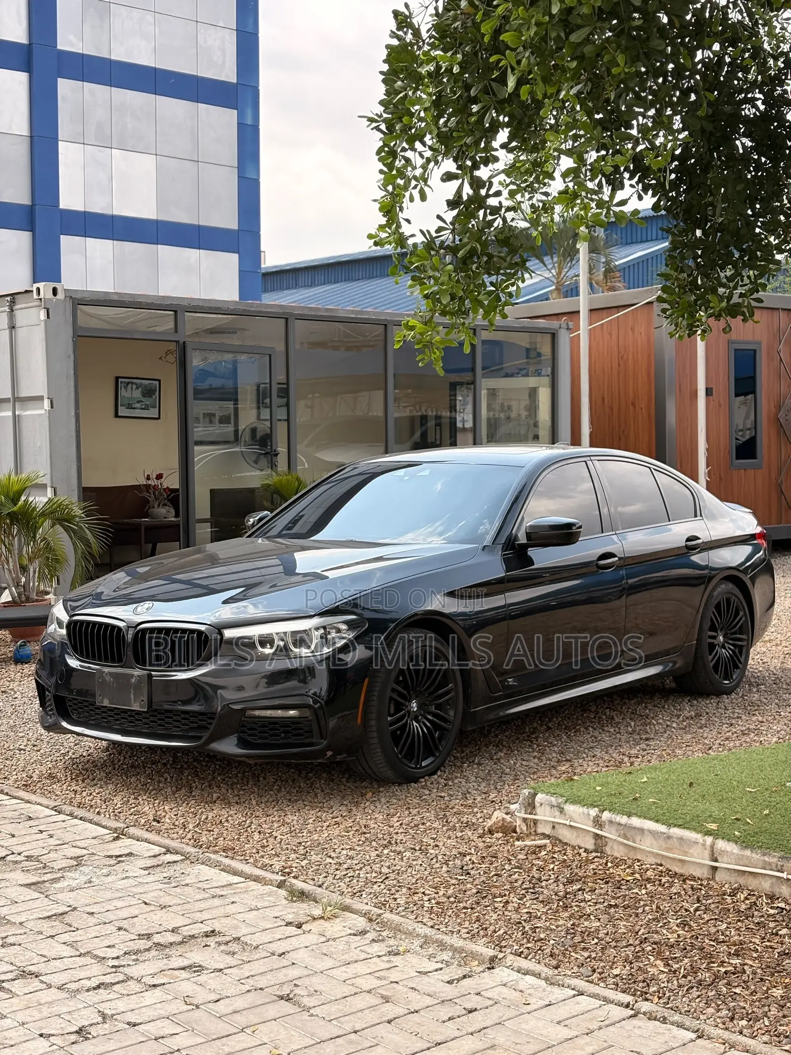 BMW 530i 2019 Black