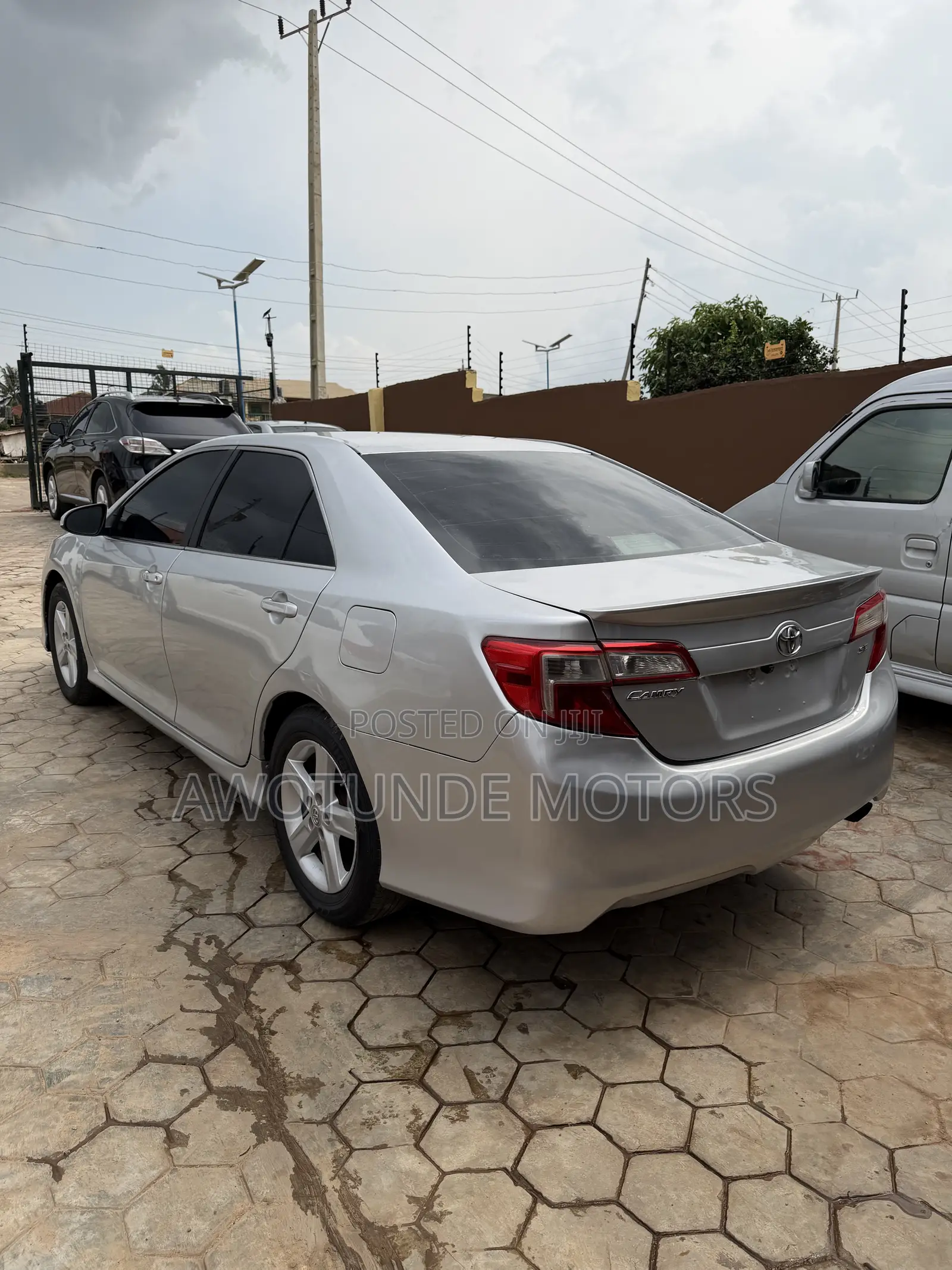 Toyota Camry 2013 Silver
