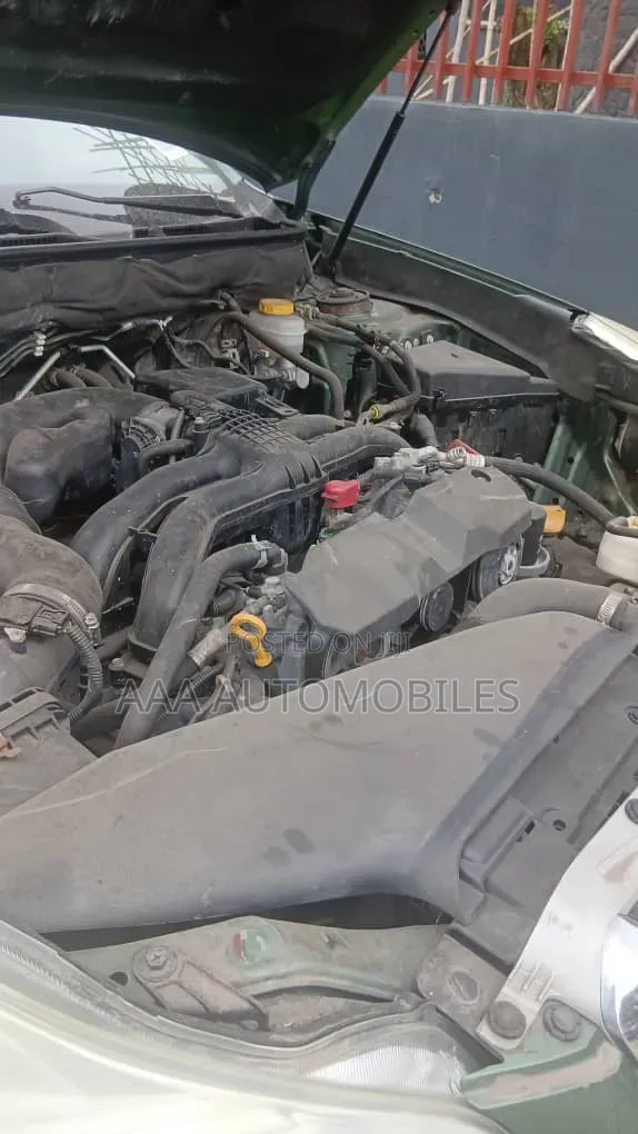 Subaru Outback 2014 Green