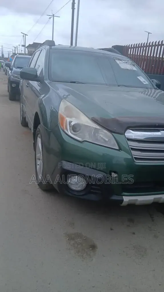 Subaru Outback 2014 Green