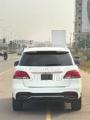Mercedes-Benz GLE-Class GLE 350 2017 White