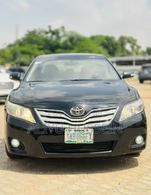 Toyota Camry 2011 Black