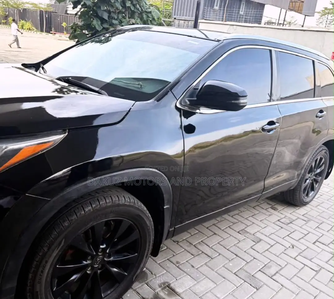 Toyota Highlander 2015 Black