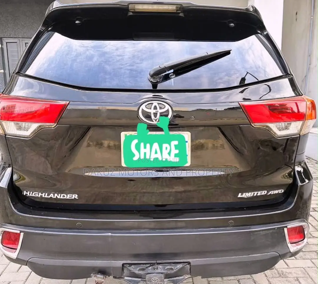 Toyota Highlander 2015 Black