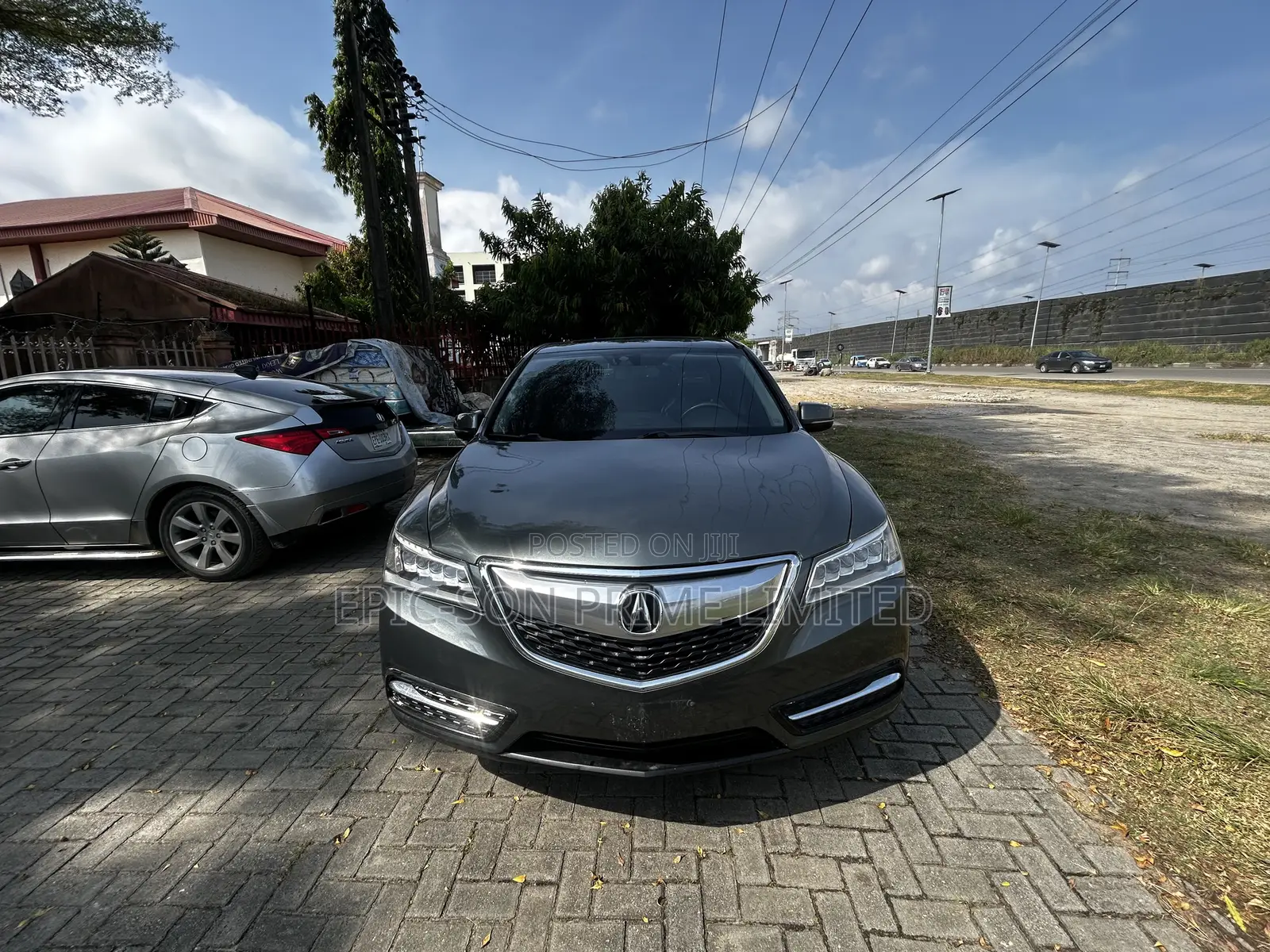 Acura MDX SUV 4dr FWD (3.5L 6cyl 9A) 2016 Gray