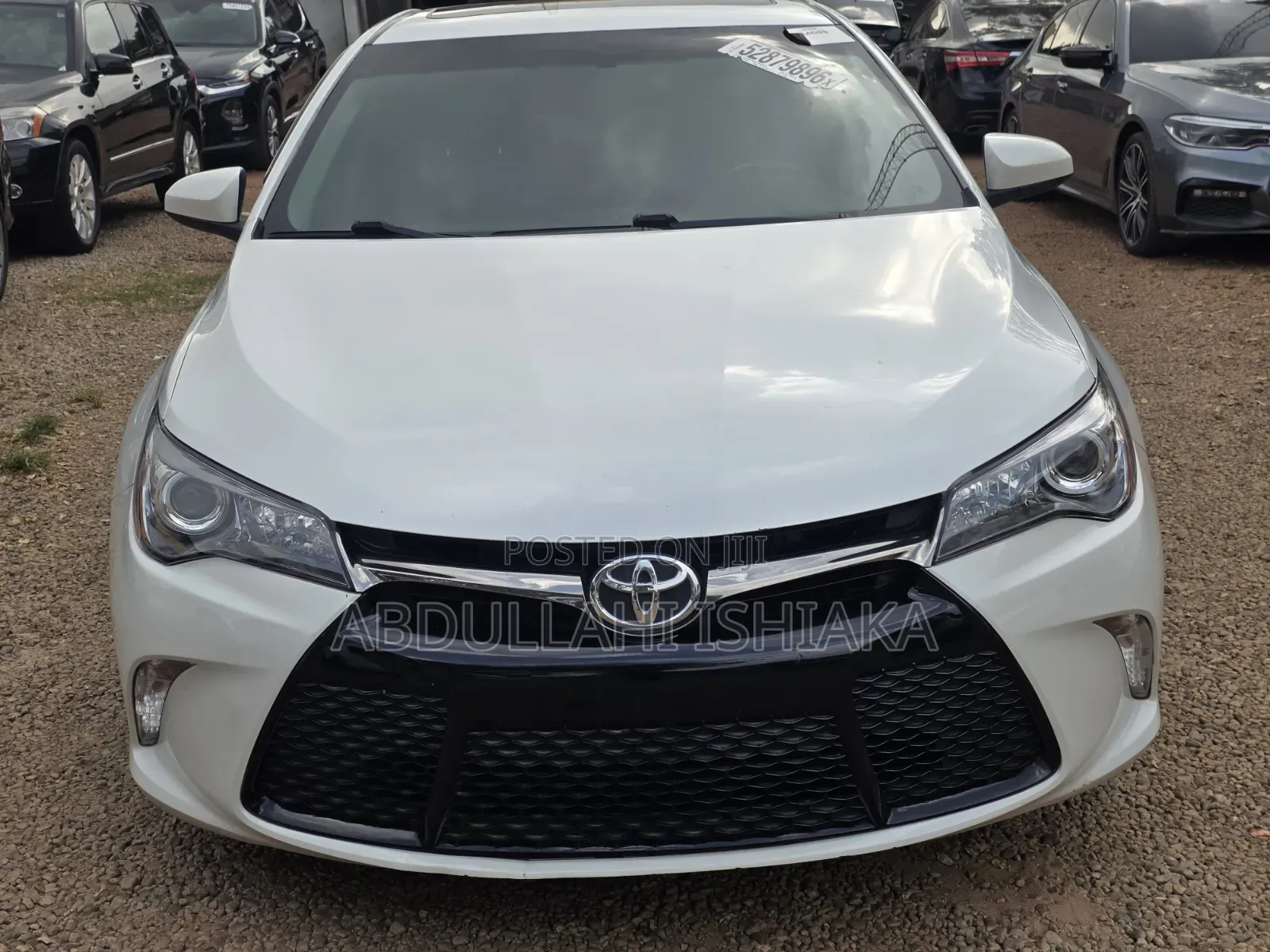 Toyota Camry SE w/Special Edition Pkg (2.5L 4cyl 6A) 2016 White