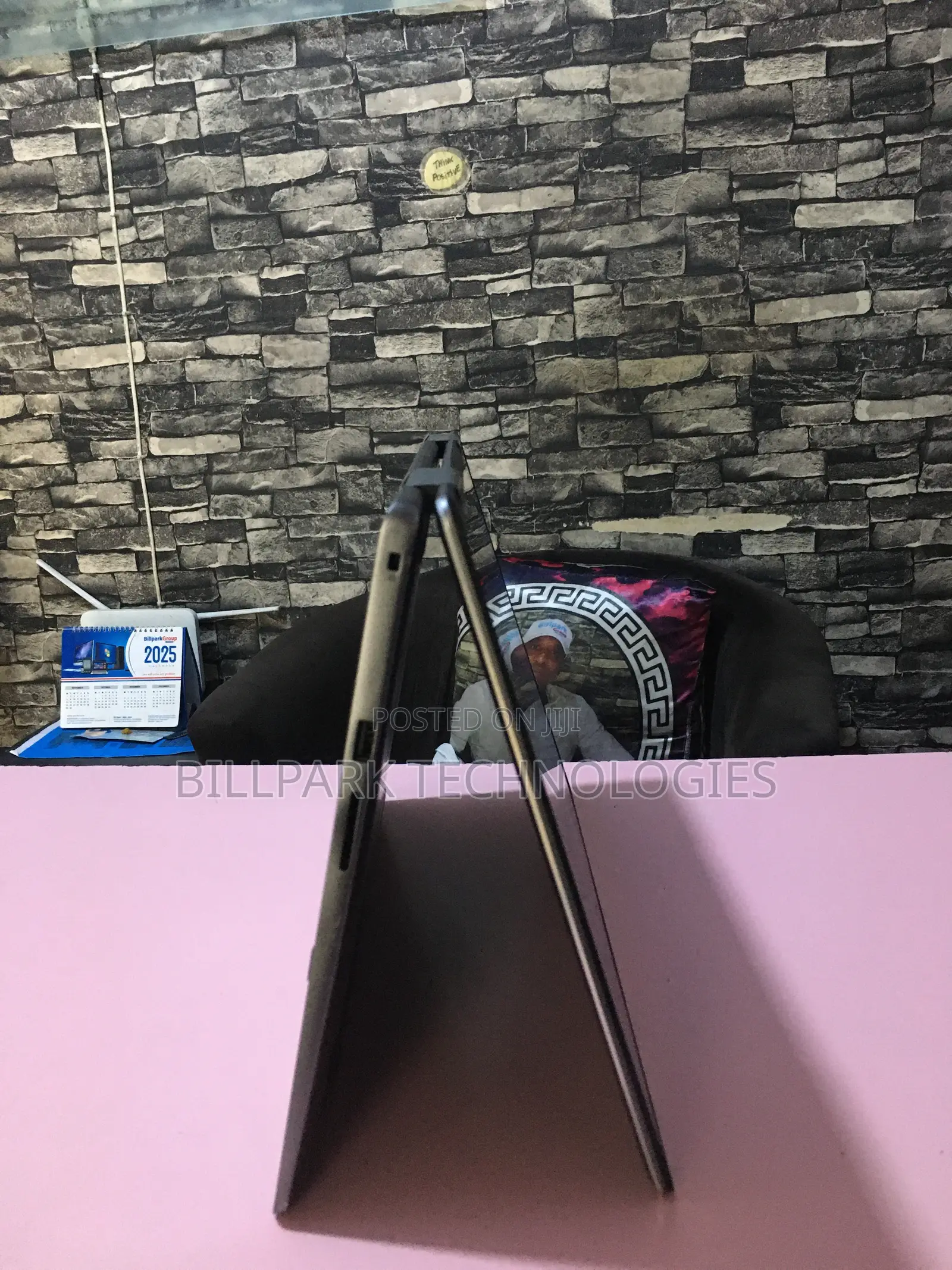 Laptop Dell Inspiron 15 7573 8GB Intel Core i7 SSD 256GB