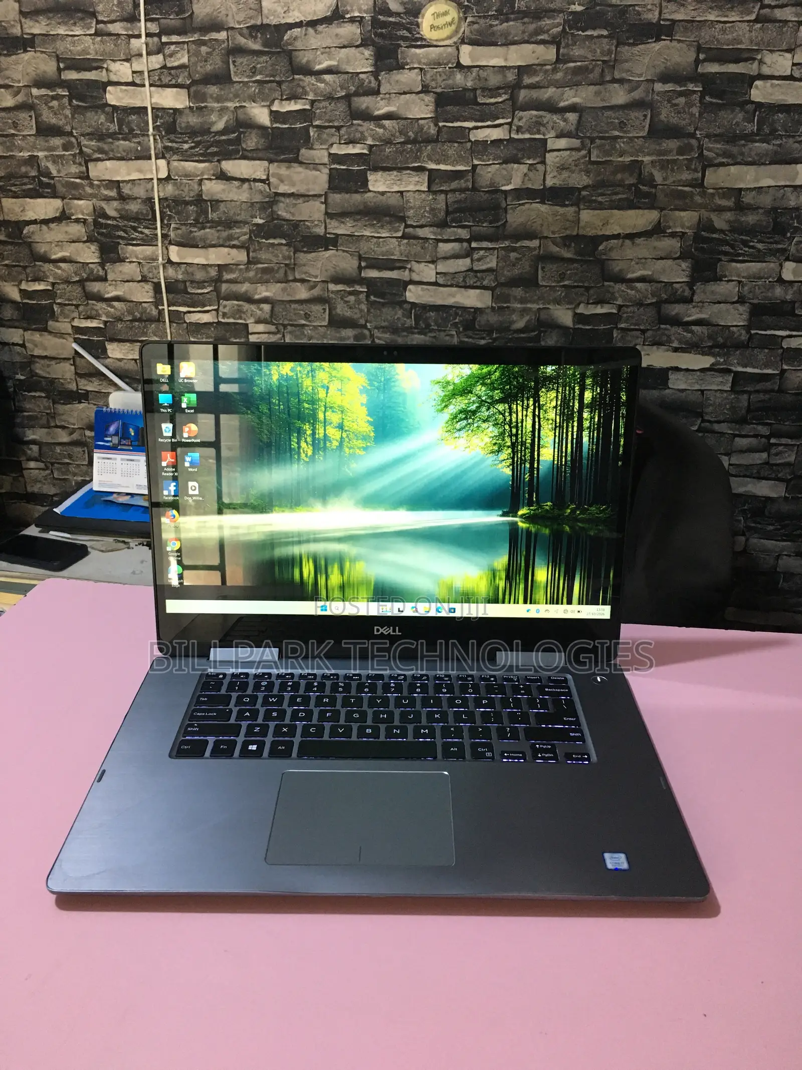 Laptop Dell Inspiron 15 7573 8GB Intel Core i7 SSD 256GB